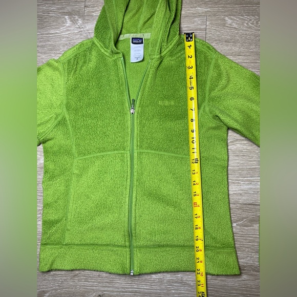 Patagonia Synchilla Zip Hoodie Jacket Sprouted Green Women’s MEDIUM *Pre-Owned* - Picture 4 of 6